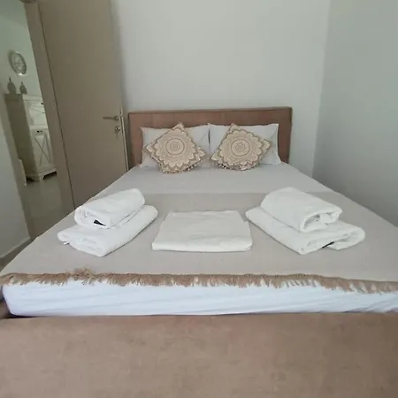 Luxury Gala شقة *